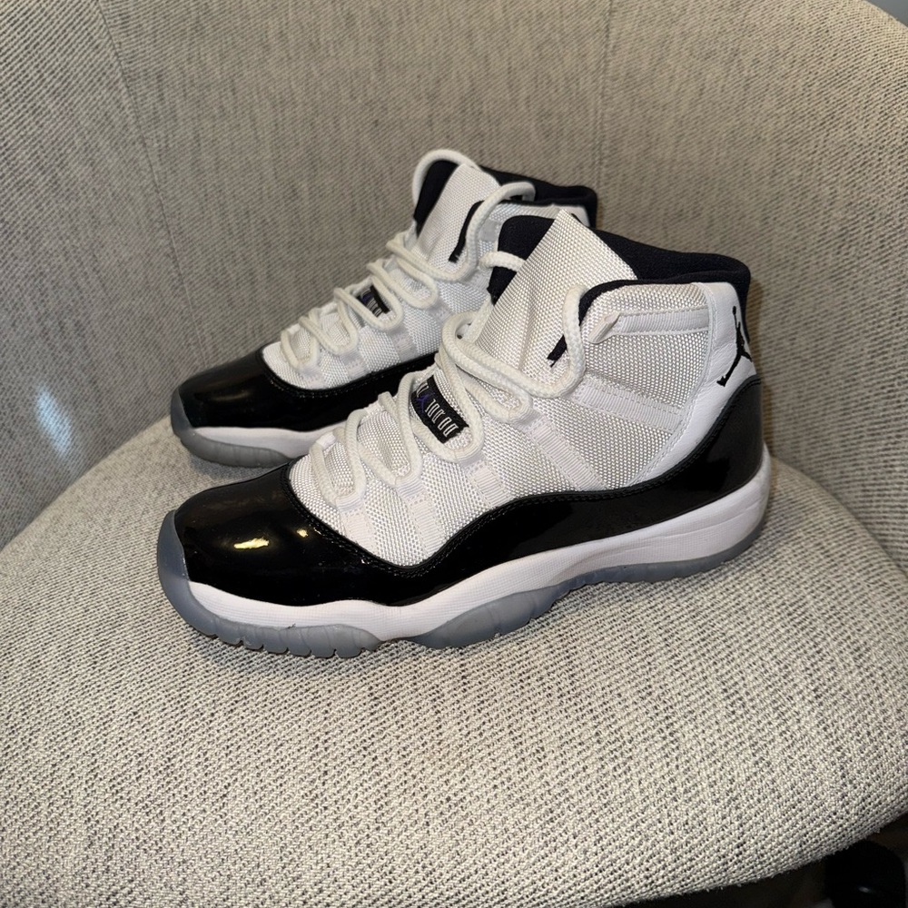 Air Jordan 11 Retro “Concord” 2018 - Size 6.5Y